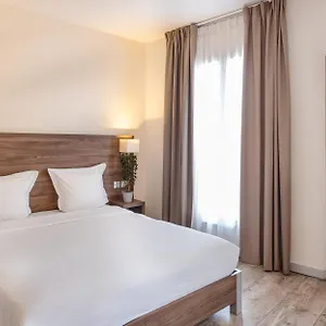 La Perle Montparnasse Parijs